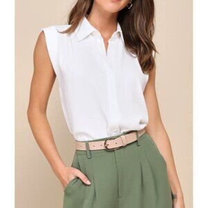 Lulus Chic Candidate White Collared Sleeveless Button-Up Top Sz Large Womens Whi
